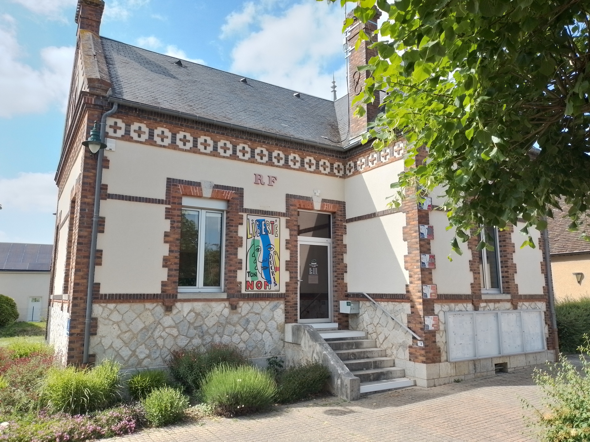 Mairie : panneau mural